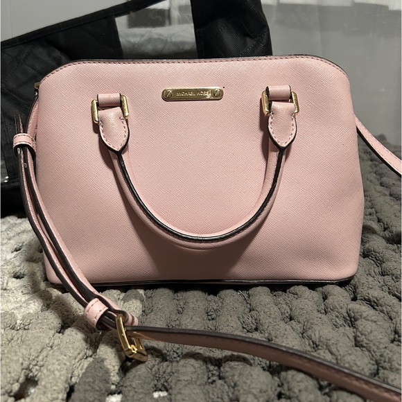 Michael Kors pink crossbody purse - Picture 4 of 10